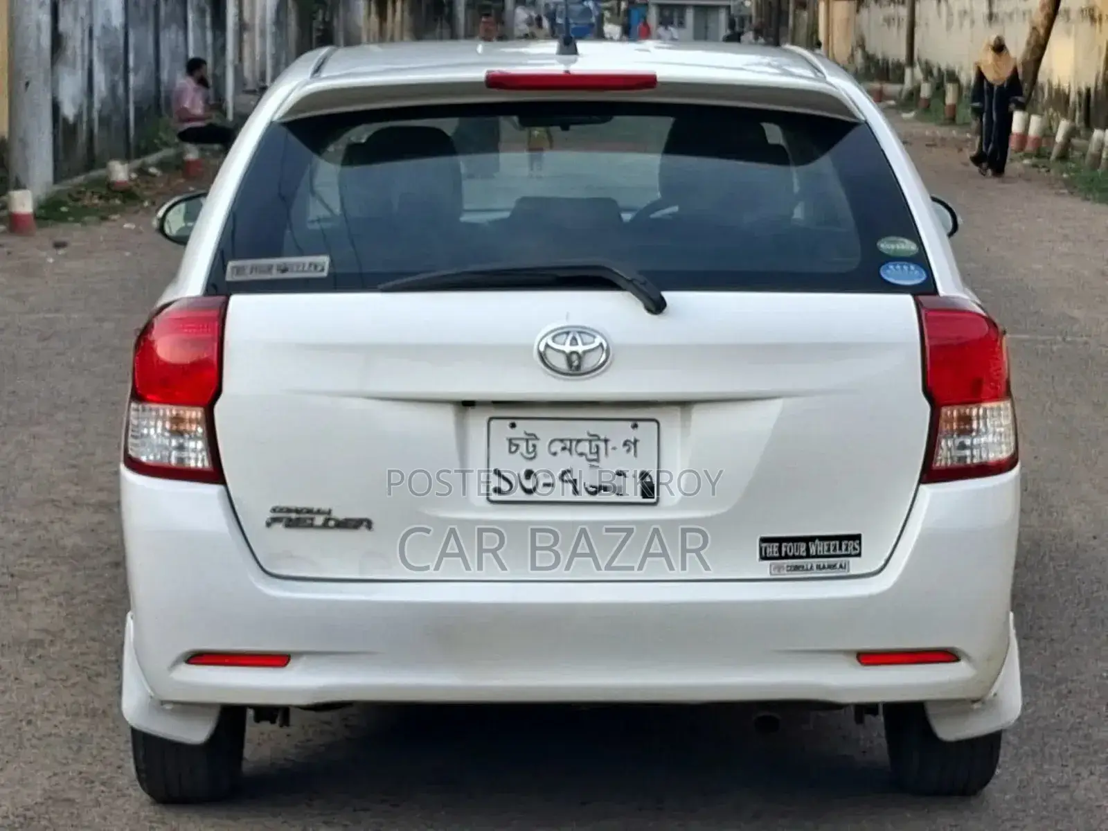 Toyota Corolla Fielder 2013 White
