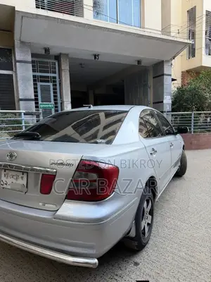 টয়োটা প্রিমিও ২০০২ সিলভার