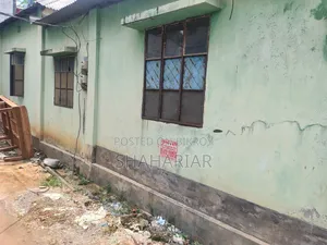 6-Bedroom House in Savar, 50 meters from the road, for sale