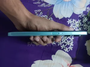 Realme C33 128 GB