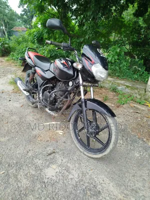 Bajaj Discover 135 2016 Black