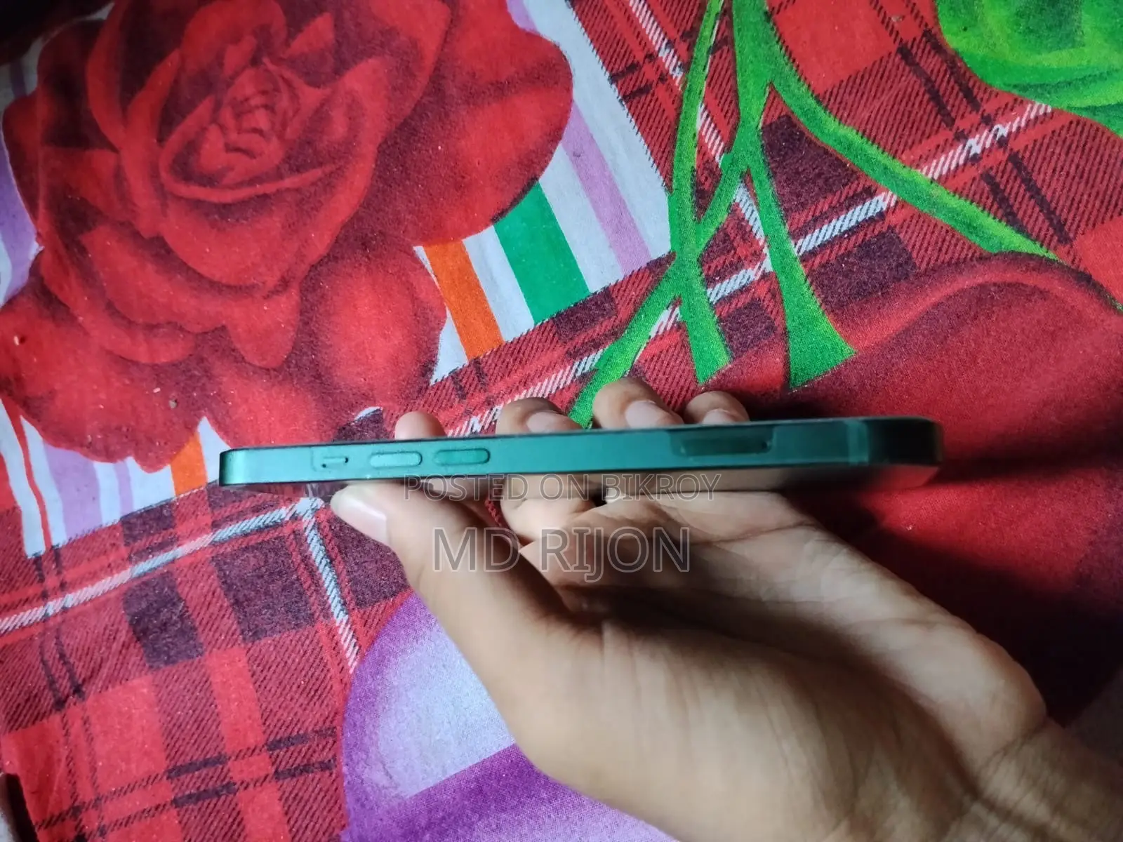 Apple iPhone 13 256 GB Green
