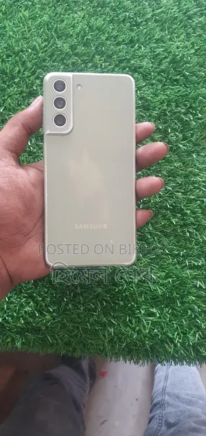 স্যামসাং গ্যালাক্সি এস২১ এফই ৫জি ১২৮ জিবি
