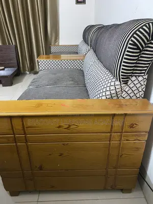 Sofa Set for Sale (2+2)