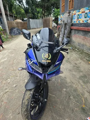 ইয়ামাহা আর১৫ ভি৩ ২০২৩ ব্লু