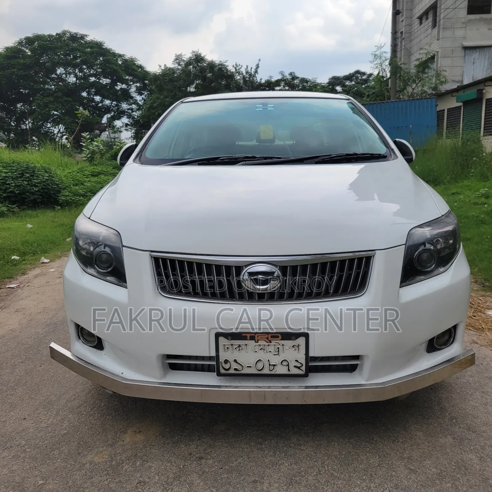 টয়োটা এক্সিও ২০০৭ সাদা
