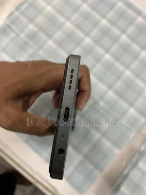 রিয়েলমি ১২৮ জিবি কালো