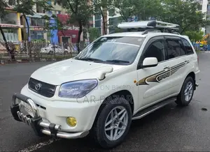 Toyota RAV4 2005 White