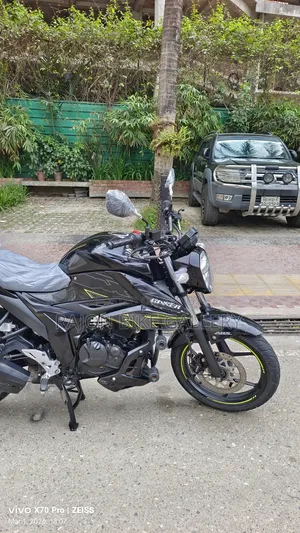 New Suzuki Gixxer Fi ABS 2023 Black