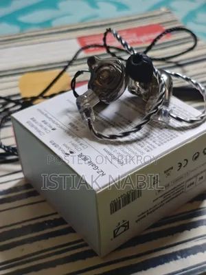 Earphone IEM