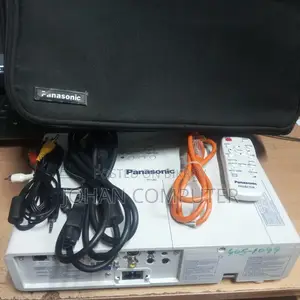 Panasonic PT-LB2EA Multimedia Projector