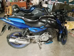 Bajaj Pulsar 150 2015 Blue