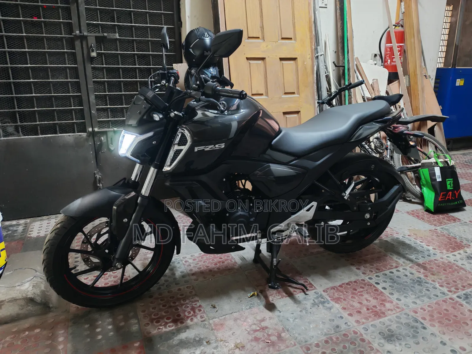 Yamaha FZ 2025 Black