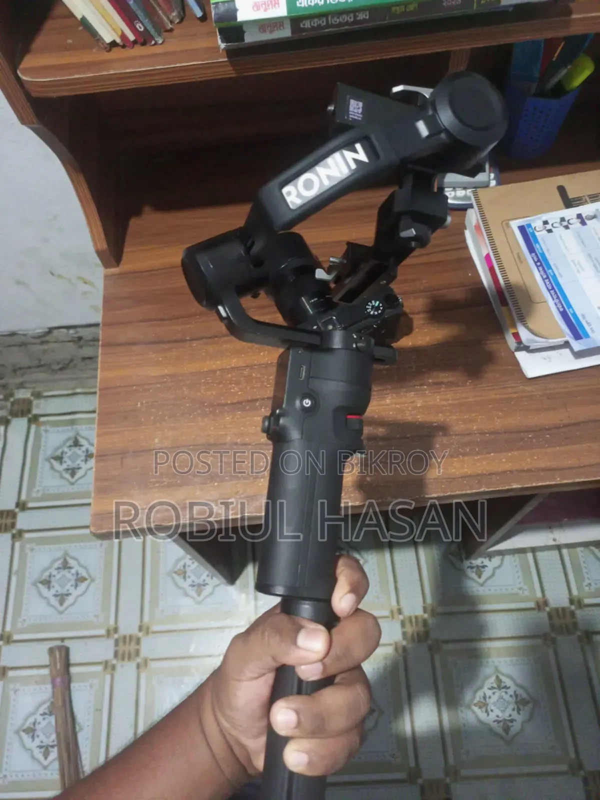 Camera:- Sony A6400 With Lens & Gimbal
