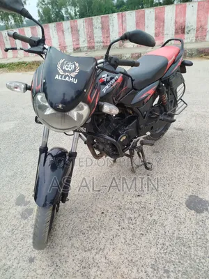 Bajaj Discover 135 2016 Red