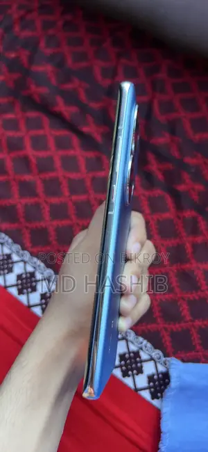হুয়াওয়ে নোভা ৭ এসই হুলিবাং ১২৮ জিবি