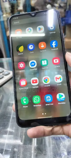 Samsung Galaxy A20 32 GB Black