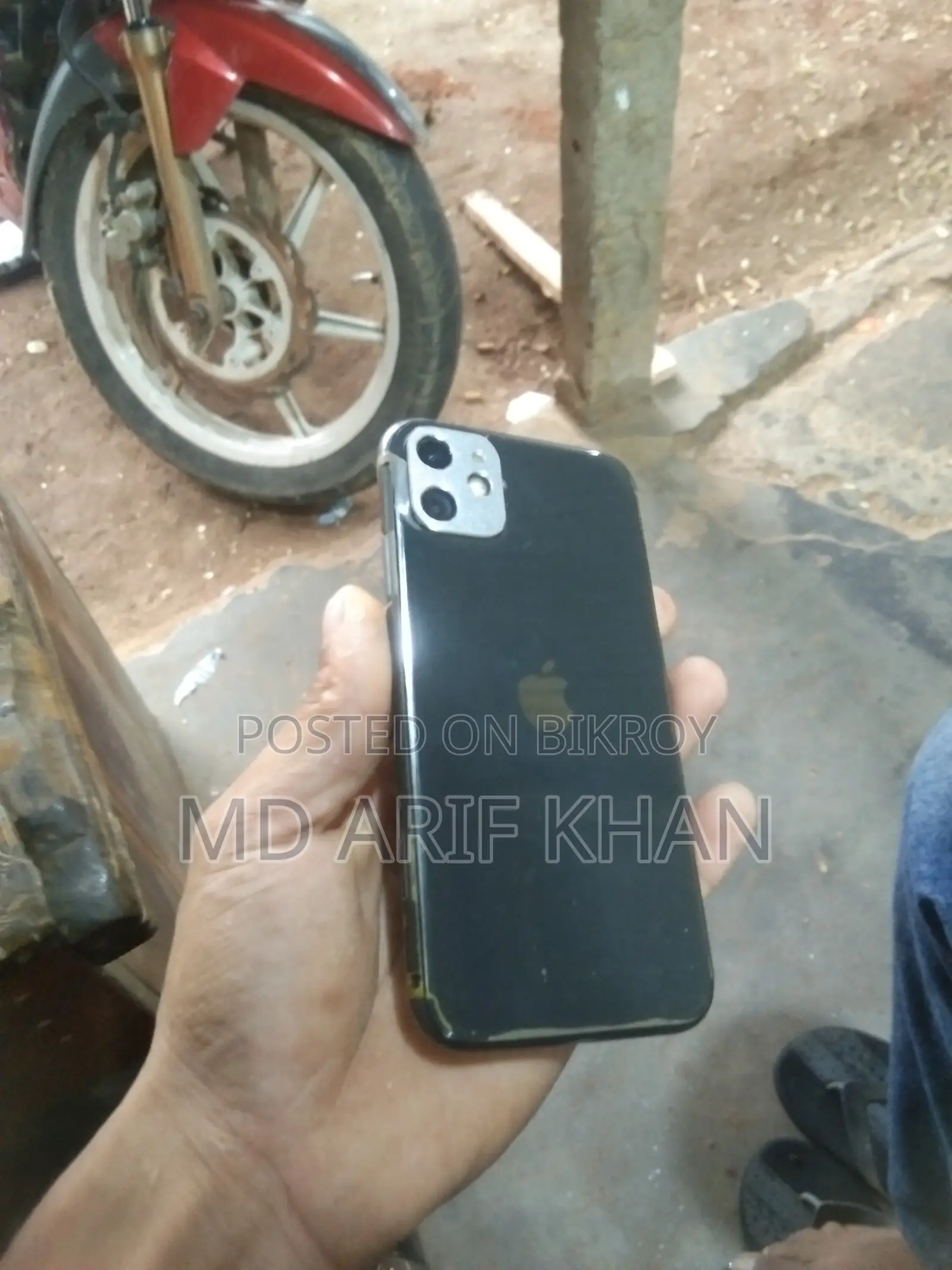 অ্যাপল আইফোন ১১ ১২৮ জিবি ব্ল্যাক