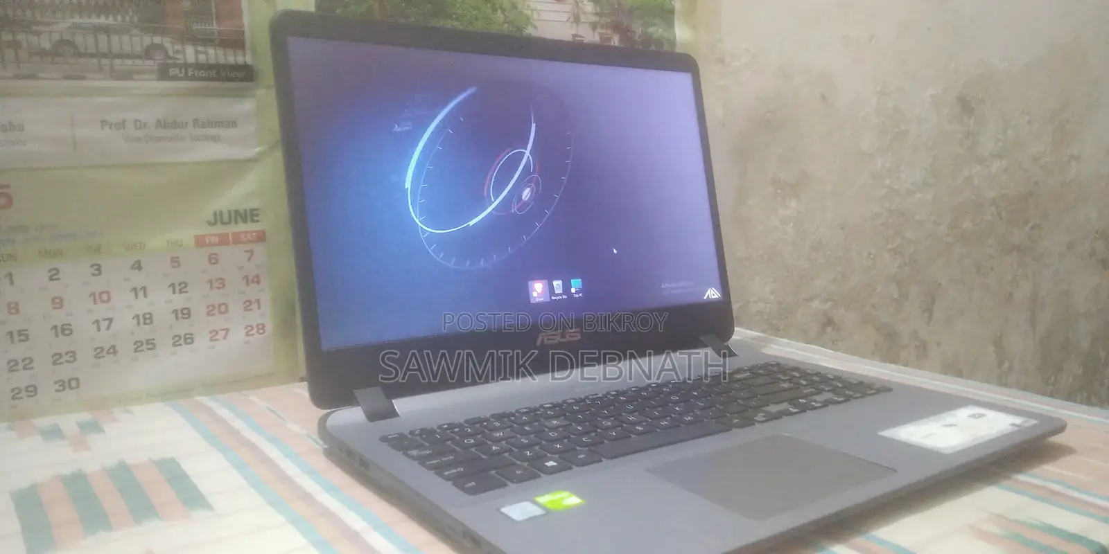 Laptop Asus VivoBook X540SA 4GB Intel Core i5 HDD 1T