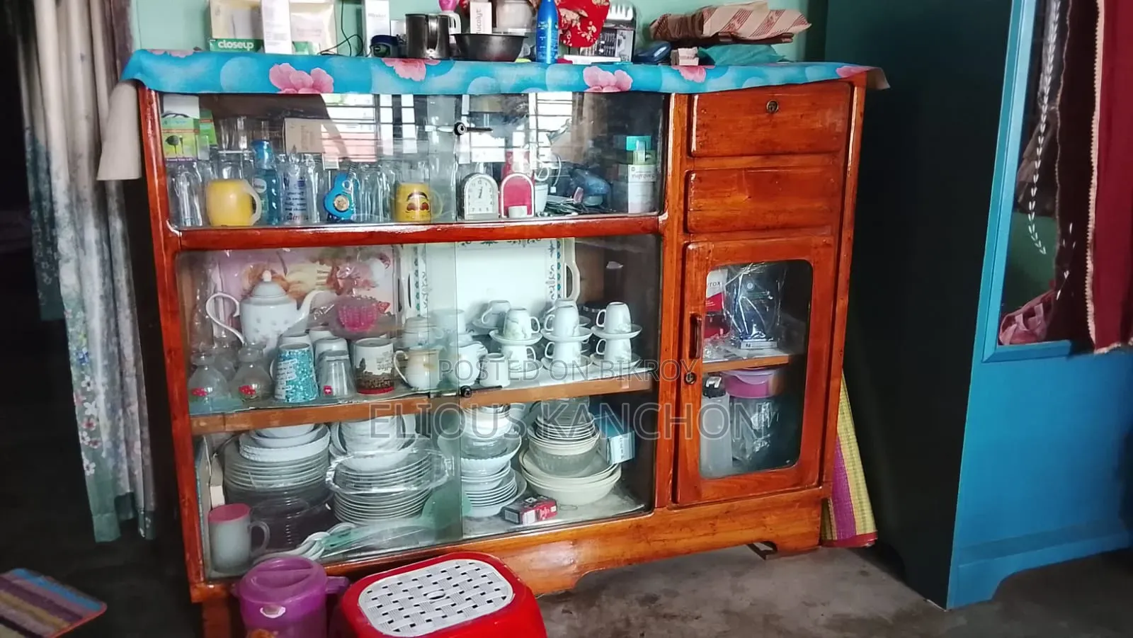 Showcase for sale, made of Teak wood