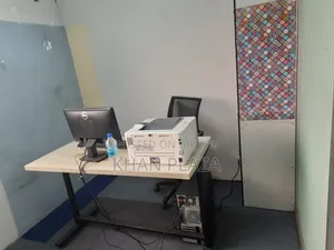 805 SFT Commercial Space