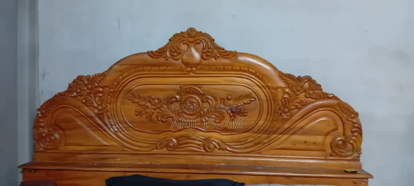 Selling old bed