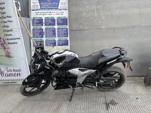 TVS Apache 160 4V 2021 Black