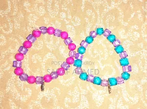 Trendy Crystal Beaded Bracelet - বিভিন্ন কালার এভেইলেবল