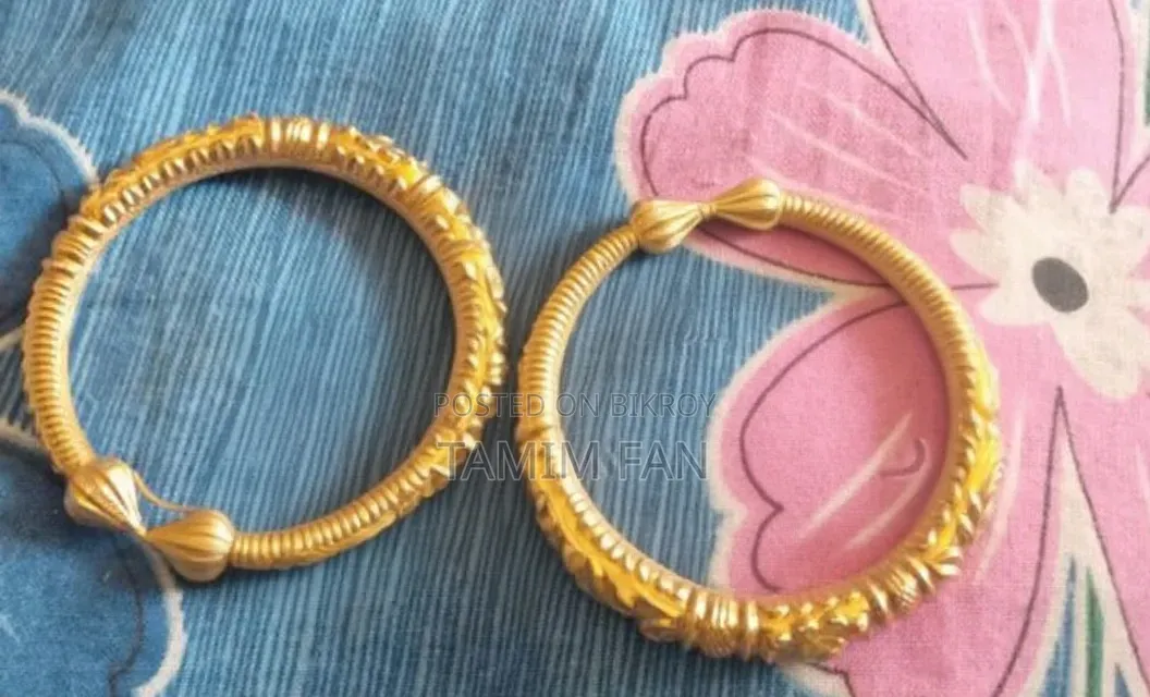 Gold bracelet for sale.