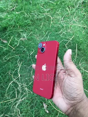 Apple iPhone 13 128 GB Red