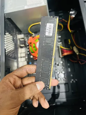 Desktop Computer 8GB Intel Core I5 SSD 256GB