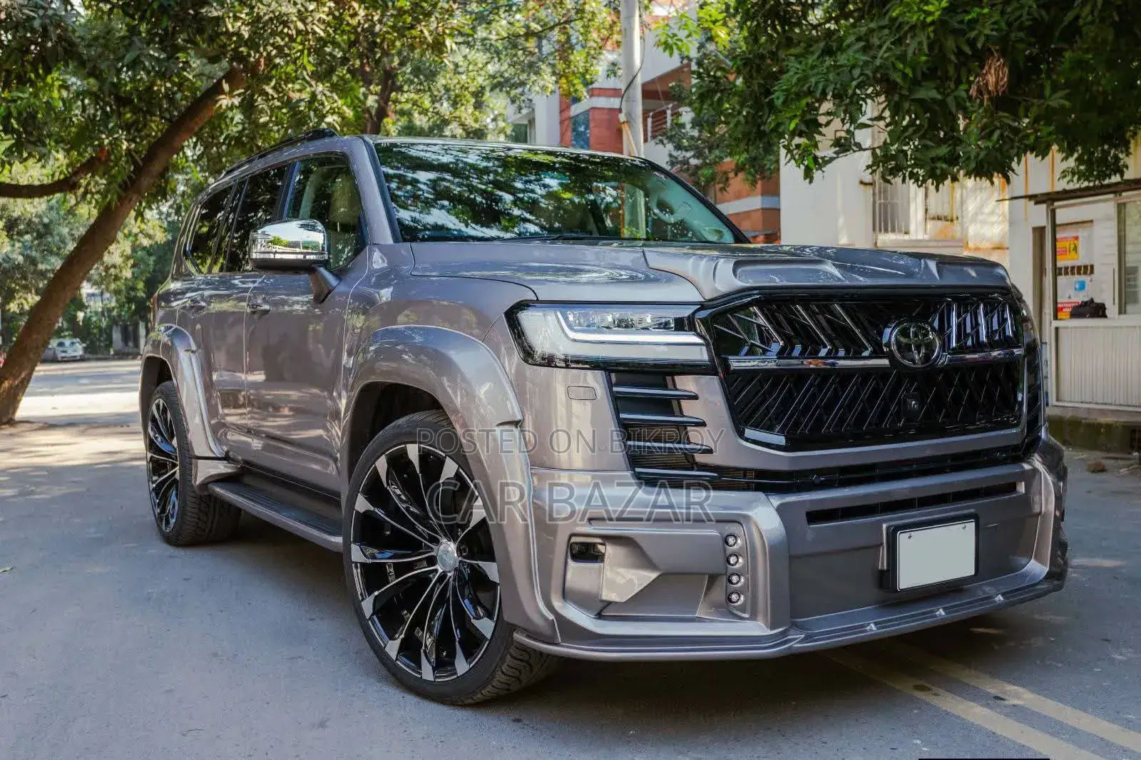 Toyota Land Cruiser 2023 Brown
