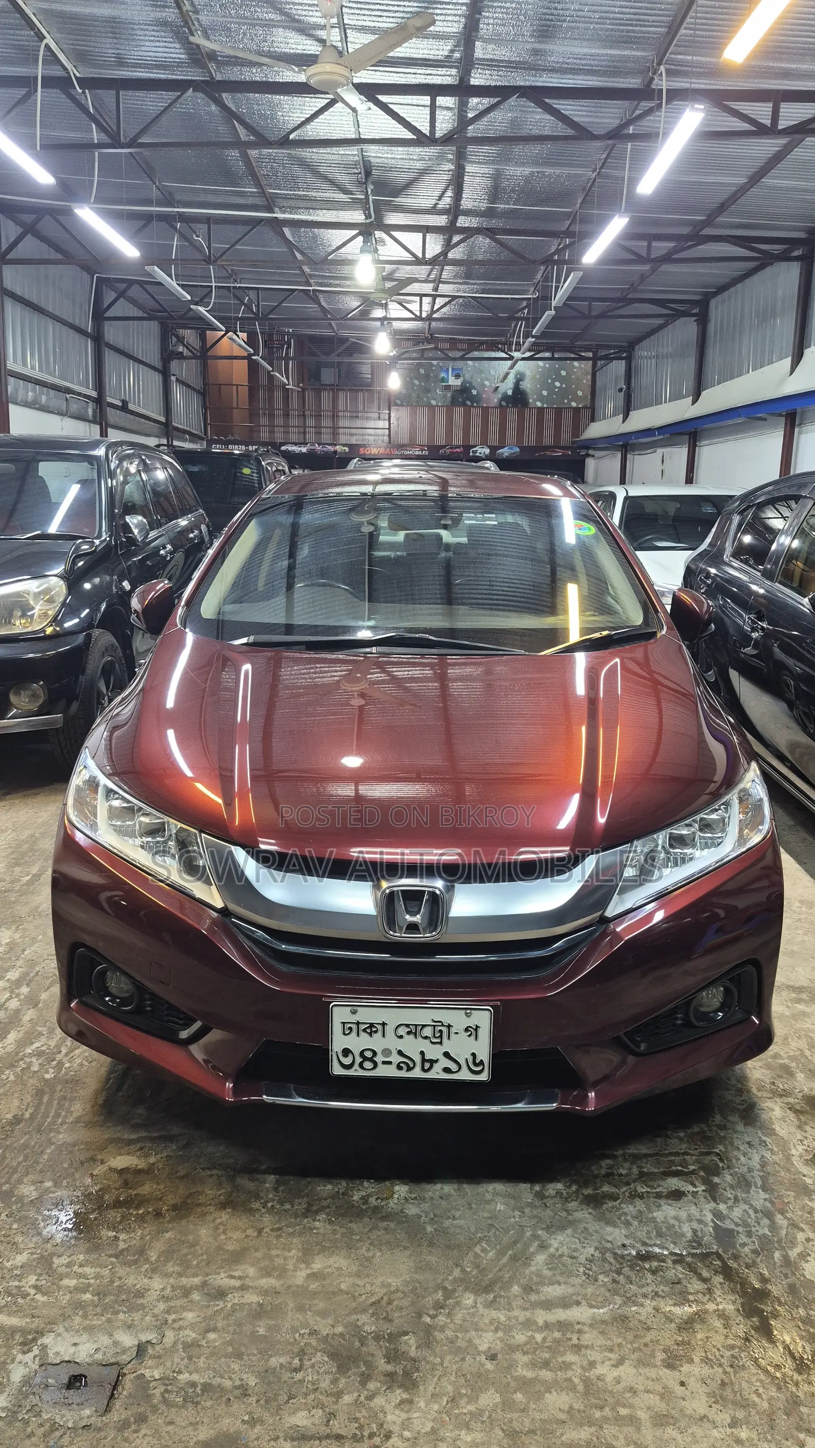Honda Grace 2015 Red
