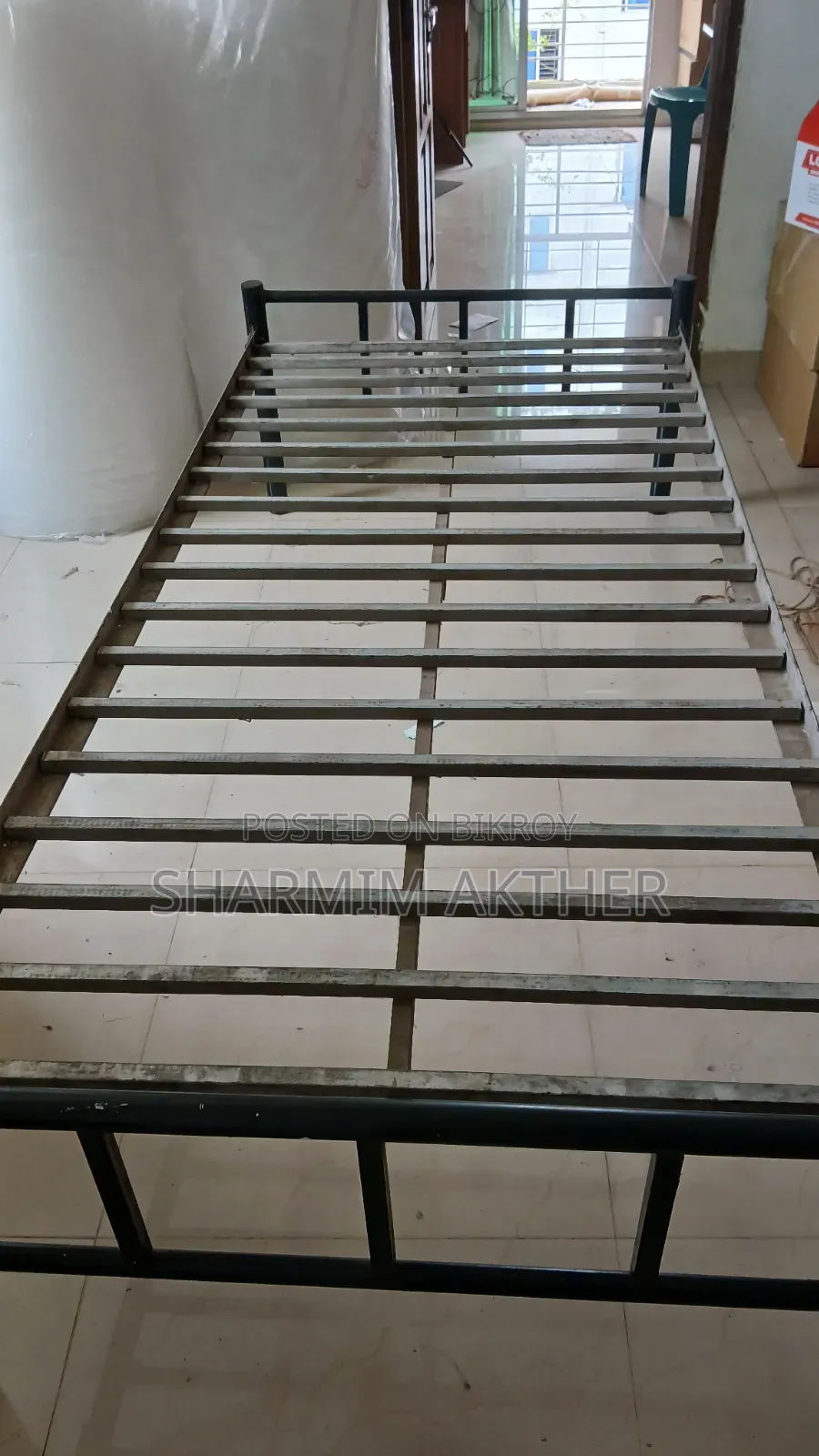 Single Iron Bed