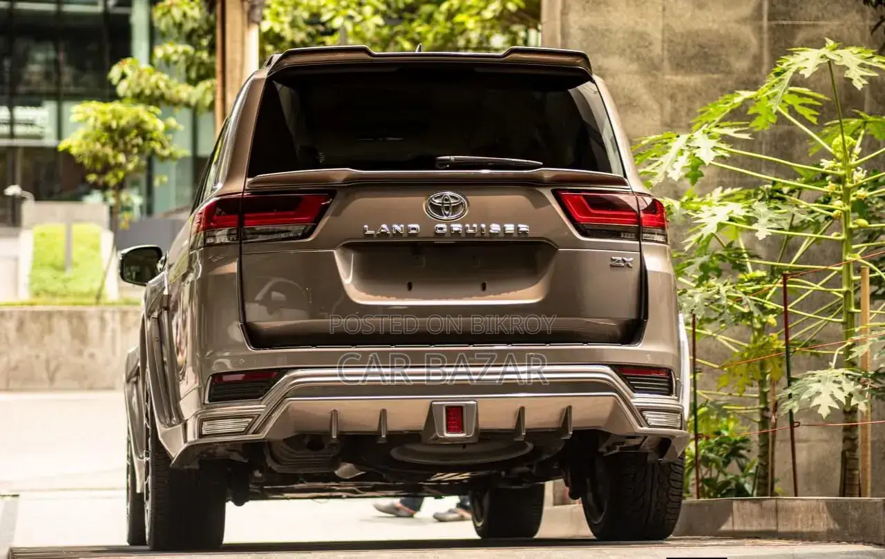 Toyota Land Cruiser 2023 Brown