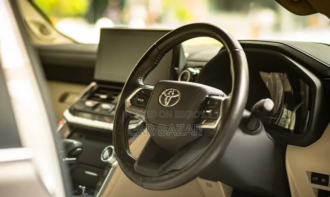 Toyota Land Cruiser 2023 Brown