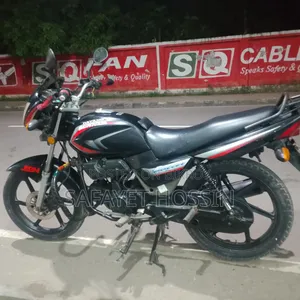 Runner Bullet 100 2016 Black