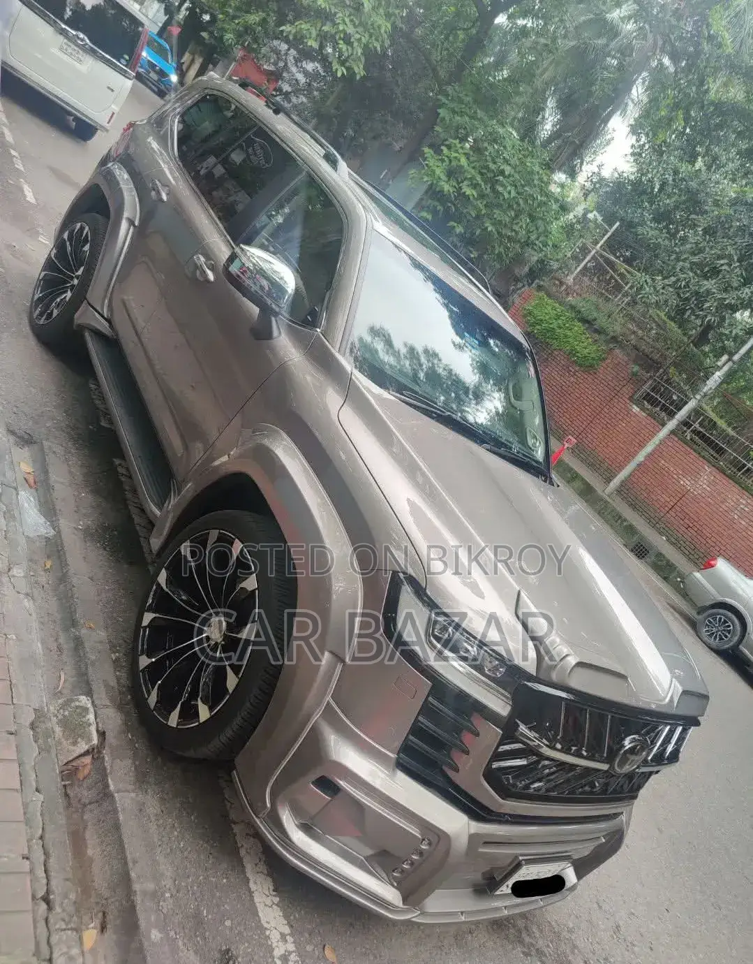 Toyota Land Cruiser 2023 Brown
