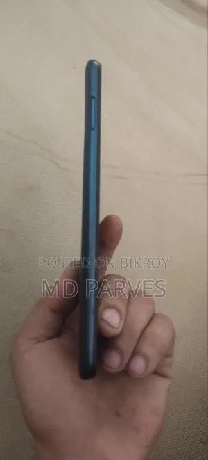 Infinix Hot 9 Play 32 GB Blue