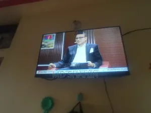 Selling 32-inch Smart TV