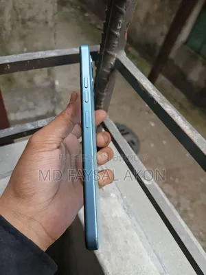 Tecno Spark Go 64 GB Blue