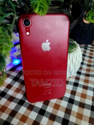 Apple iPhone XR 64 GB Red