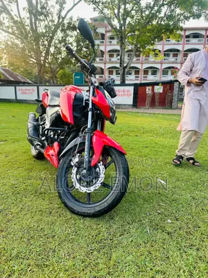 TVS Apache RTR 160 4V 2021 Red