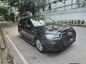 Audi Q7 2017 Black