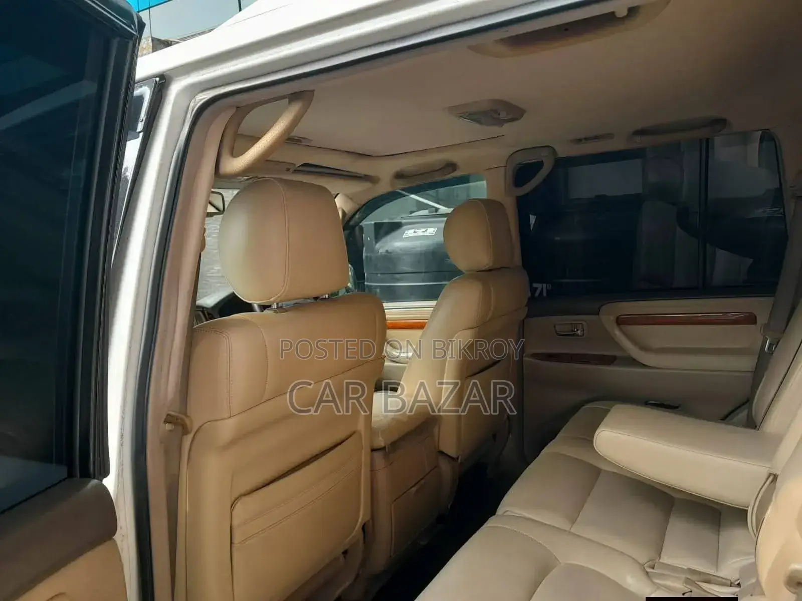 Lexus LX 470 All-Wheel Drive 2001 Pearl