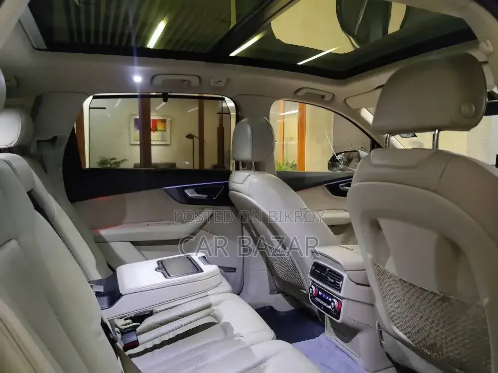 Audi Q7 2018 Gray