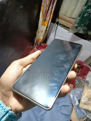 iQOO Z10 256 GB White