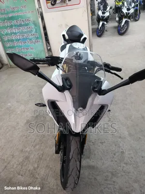 সিএফমটো ২৫০এসআর ২০২৬ সাদা