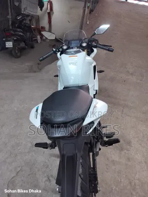 সিএফমটো ২৫০এসআর ২০২৬ সাদা