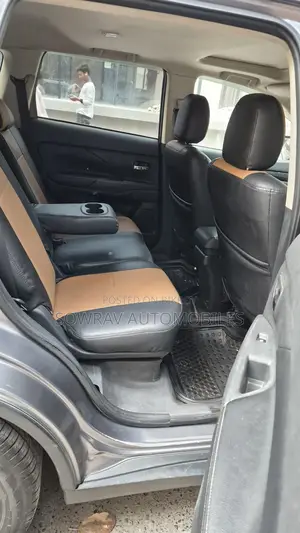 Mitsubishi Outlander 2017 Gray